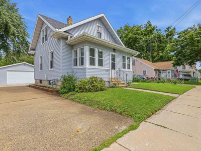 310 W Burnett St