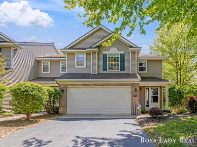 3960 Old Elm Dr SE