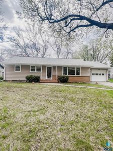 Property at 1009 Elmwood Ave, Luverne, MN