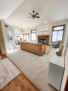 9215 W County Line ROAD