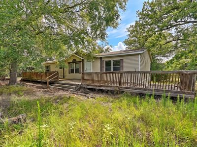406 E Lois Ln