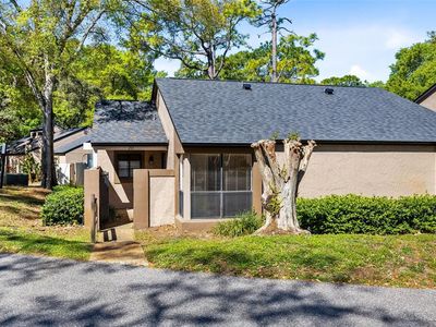 940 Douglas Ave Unit 201