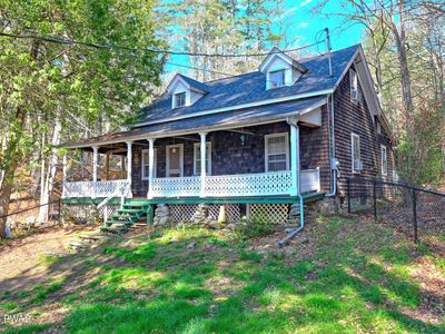 12 Homeyer Rd