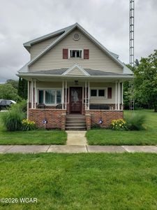 320 N Pearl St