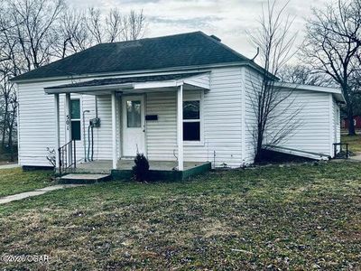 Property at 501 Washington Ave, Neosho, MO
