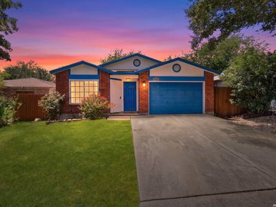 6862 FLAMING RIDGE DR