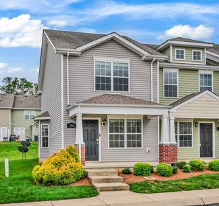 326 Sam Houston Cir