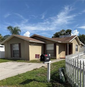 8237 RAVENCROFT DRIVE