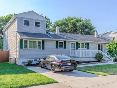 1319 Massachusetts Ave