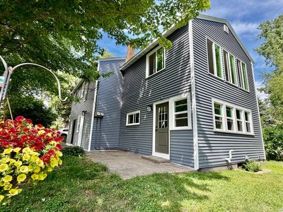 1759 Phalen Pl