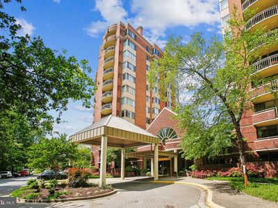 5800 Nicholson Ln #1-1206