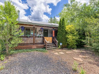 1301 S Rosemarie Dr