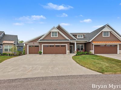 4726 W Wind Dr