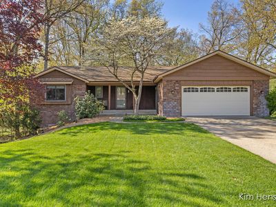 2012 Timberview Dr NE
