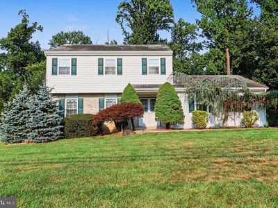 Property at 811 Wright Dr, Maple Glen, PA