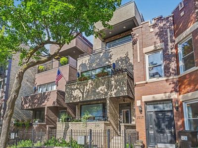 1019 N Marshfield Ave #2