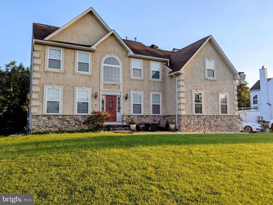 17 Beaver Dam Dr