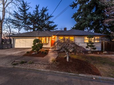 Property at 6805 NE Multnomah St, Portland, OR