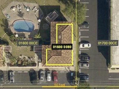 879 SE 46th Ln APT 8