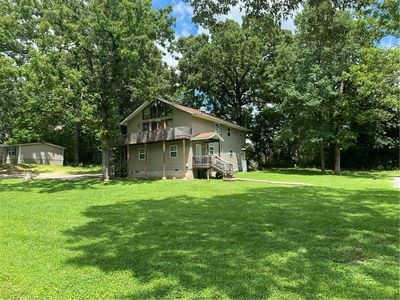 3284 Salmon Ln