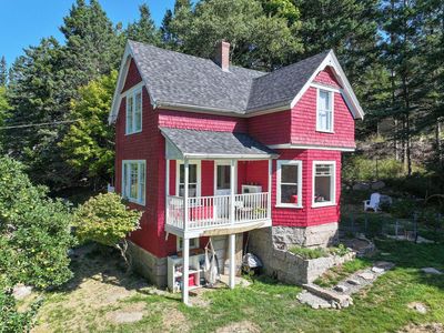 9 Cottage Lane