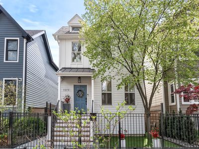 1019 W George St