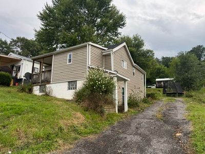 1227 Davis Ave