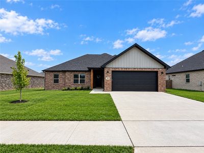 1036 Parker Ln