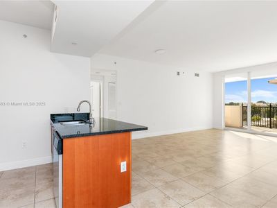 4100 Salzedo St APT 513