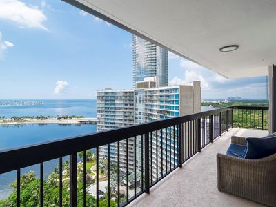 2333 Brickell Ave APT 2212