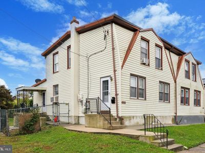 1000 Main Ave