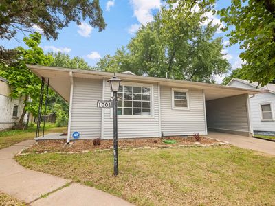 1001 S Topeka St