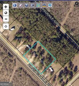 1033 Honeysuckle Rd
