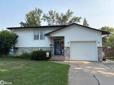606 Sunset Ave