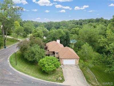 102 Hillside Ct
