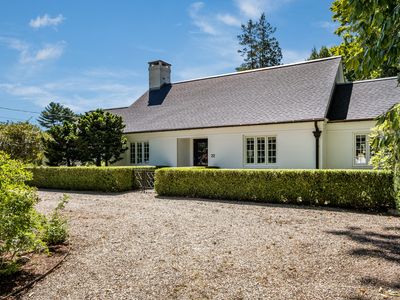 22 West Ave