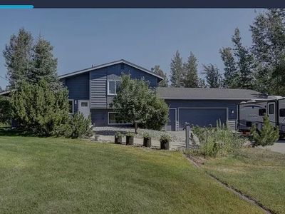 5711 E Bideford Blvd