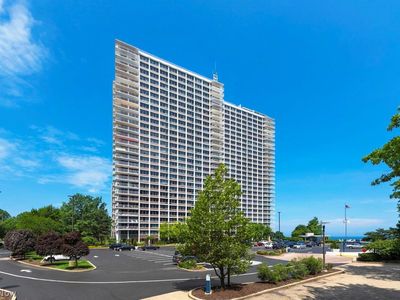12700 Lake Ave APT 3004