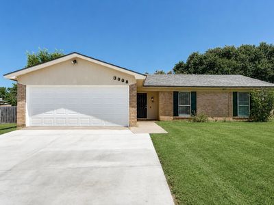 Property at 3008 Highgate Ln, Bedford, TX