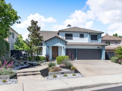 1061 Plymouth Dr