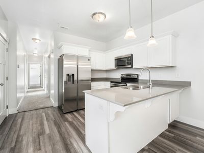 372 W 750 N APT 372