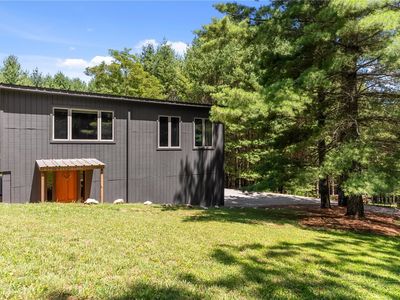 896 Alta Vista Lane