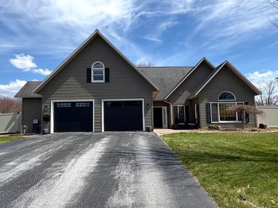 5 Evelyn Lane