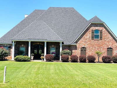 Property at 373 Hallmark Dr, Stonewall, LA