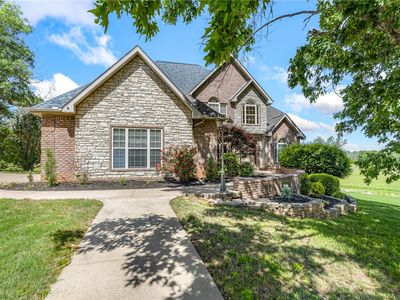 3323 Savannah Dr