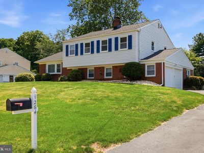 1264 Estate Dr