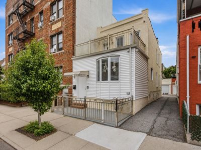 2418 42nd Street