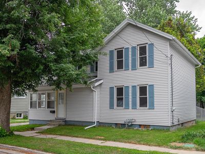134 Corner STREET
