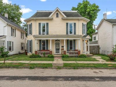 24 E 5th St