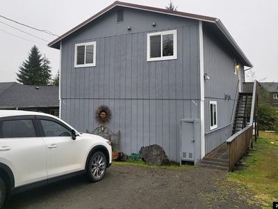 3815-3817 Baranof Ave